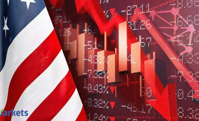 US Stock: S&P, Nasdaq end lower on semiconductor selloff as AI spending concerns mount