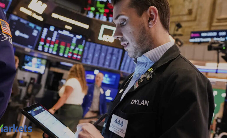 US Stocks: Nasdaq, S&P end lower as tech megacap declines outweigh upbeat chip outlook