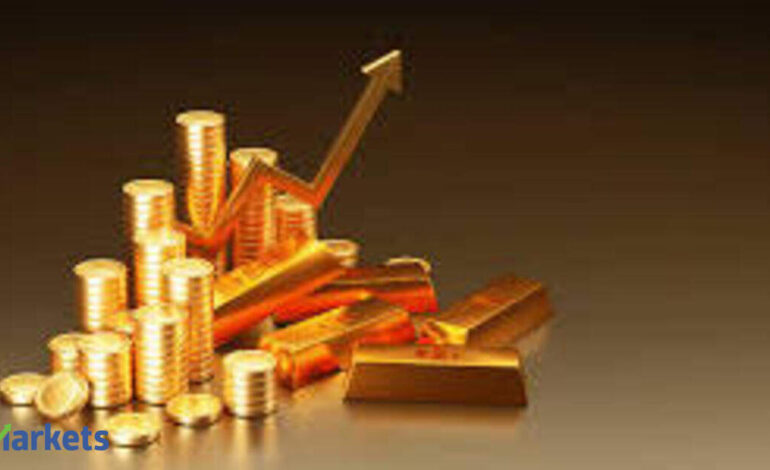 Gold gains as dollar weakens; still on track for fourth straight weekly loss