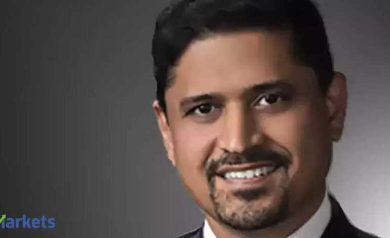 Avoid expensive themes, focus on valuations and stock picking: Samit Vartak
