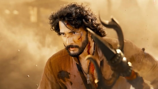 SS Rajamouli’s Varanasi glimpse featuring Mahesh Babu receives whistles and cheers from French audience; watch