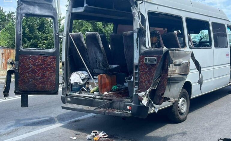 Zelenskyy condemns ’horrific attacks’ as Russian strikes kill 8, wound 35 in Ukraine