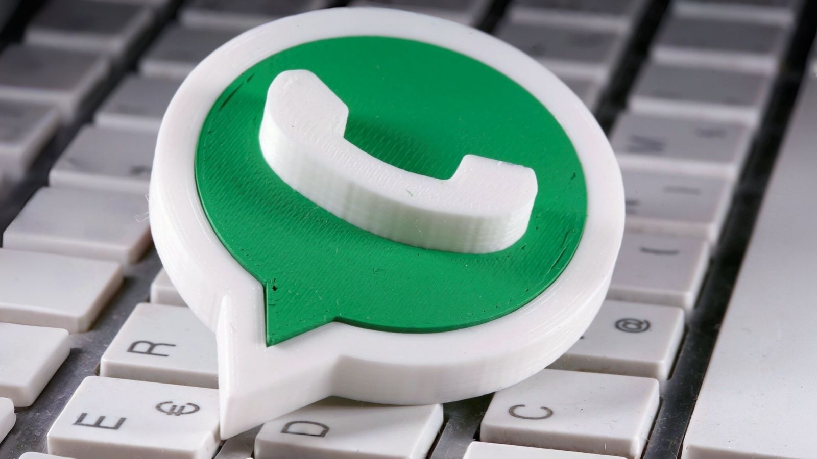 WhatsApp tests new animated message bubbles on iPhone | Technology News