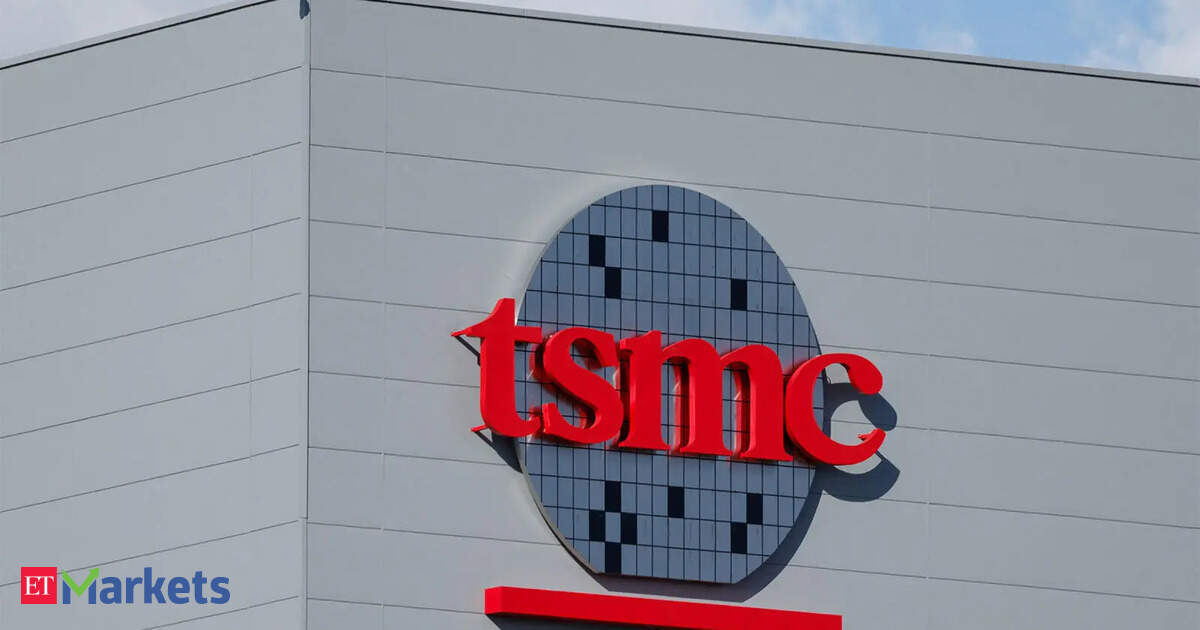 Global Market: TSMC to invest additional $100 billion in Arizona, raises capex on booming AI demand