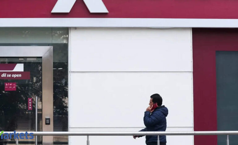 Axis Bank Q1 Results: Net profit jumps 23% YoY to Rs 7,114 crore; NII up 8%