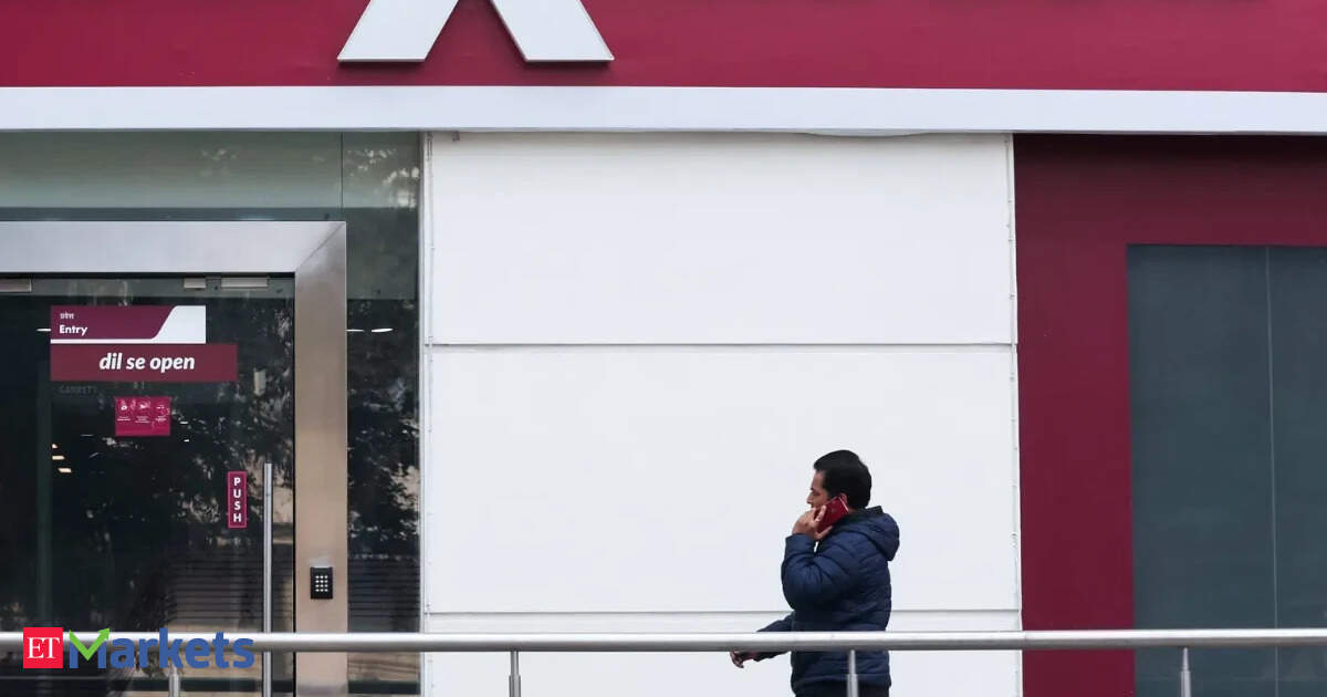 Axis Bank Q1 Results: Net profit jumps 23% YoY to Rs 7,114 crore; NII up 8%