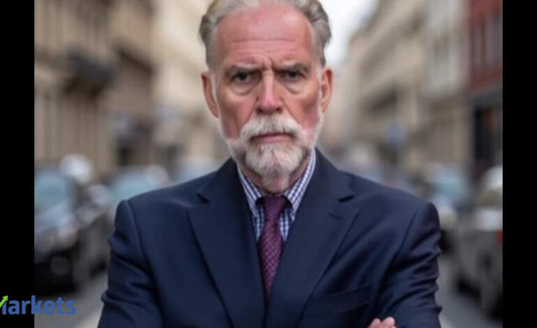Buy & hold? Think again: James ‘RevShark’ DePorre says invest like a shark, not a spectator