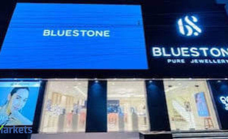 BlueStone Jewellery shares soar 29% in 2 days after stellar Q1 show. Should you buy, sell or hold the stock?
