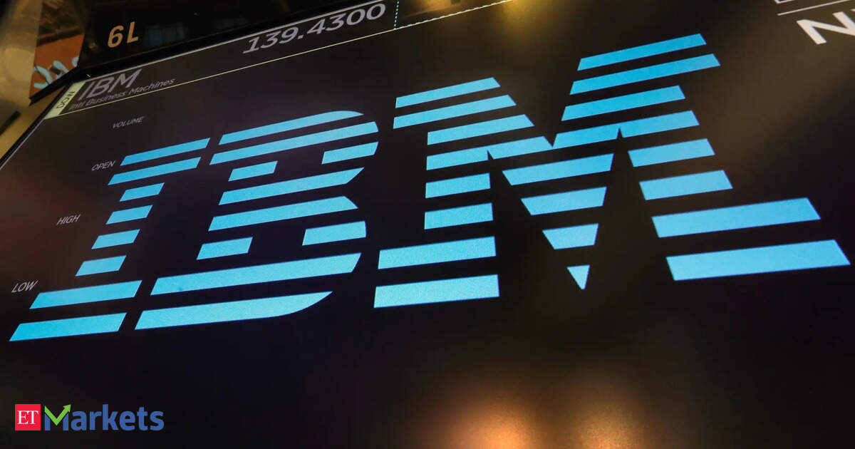 IBM cuts annual revenue growth forecast as customers prioritize AI infrastructure spending