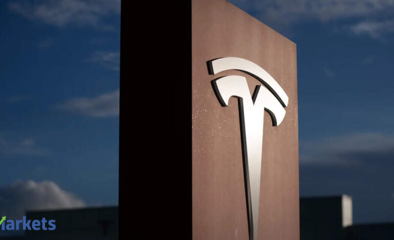 Tesla shares crash 14%, Alphabet falls 6% as AI spending worries hit Wall Street