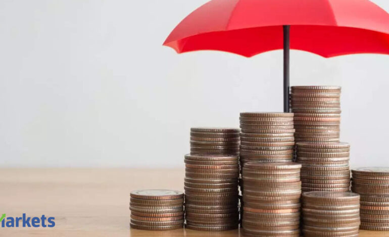 Mcap of nine of top-10 most valued firms erodes by Rs 2.74 lakh cr; HDFC Bank takes biggest hit