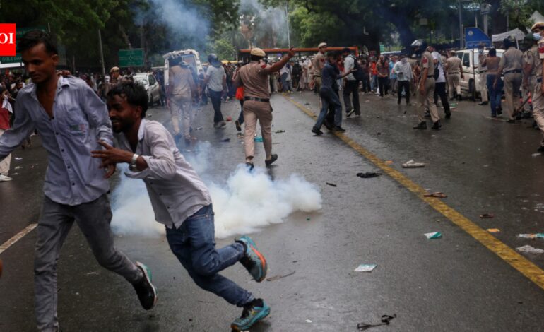 ‘Agitation does not mean lathicharge’: SC on police action against students protesting paper leak | India News
