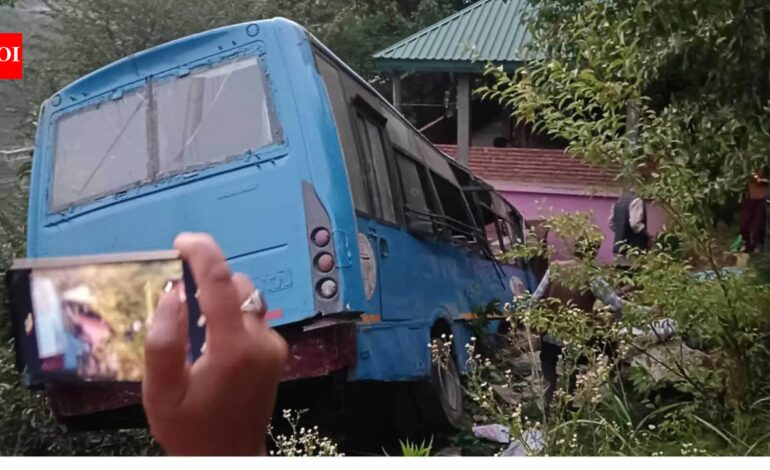 Several pilgrims injured as Amarnath Yatra bus skids off road in J&K’s Ganderbal | India News