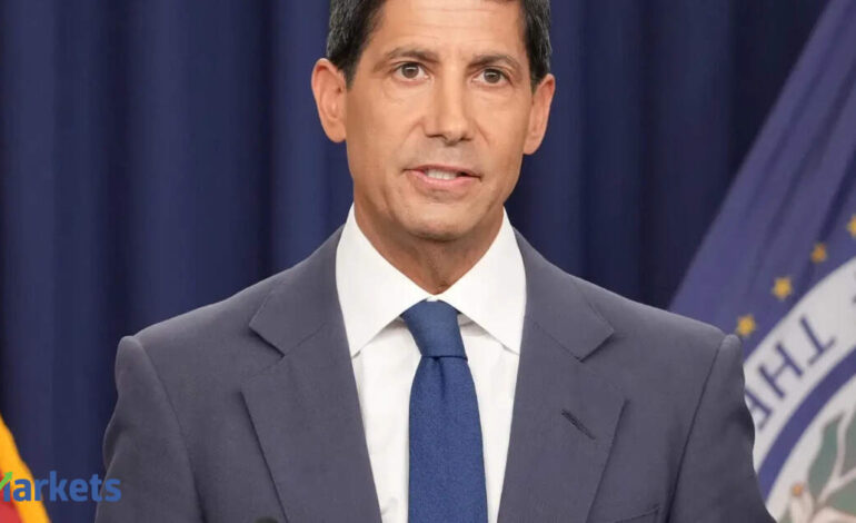 US Fed chair Kevin Warsh says this after holding rates steady