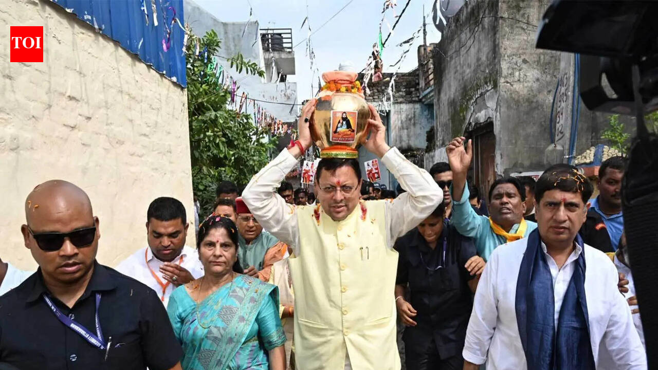 CM Dhami inaugurates Kalash Bandhan Maha rally in Bhagwanpur on 650th birth anniversary of Sant Guru Ravidas | India News