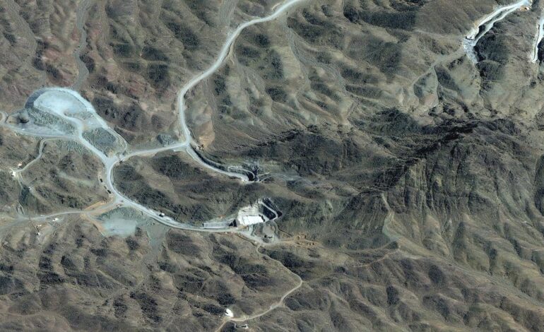 Pickaxe Mountain | Iran’s natural fortress