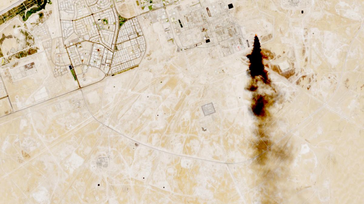 Saudi says groups in Iraq targeted territory, Houthis claim drone attacks