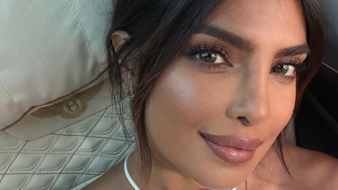 Priyanka Chopra Jonas’s smokey eyes and Karisma Kapoor’s metallic blue eyeliner led this week’s best beauty looks