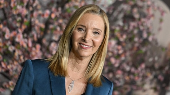 Lisa Kudrow reveals eerie experience after mother’s death: ‘She flew around and…’