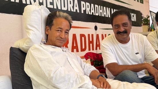 Prakash Raj calls Sonam Wangchuk ‘conscience of the nation’, thanks him for his sacrifice as he ends hunger strike