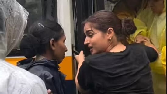 ‘Rather lose my career than spine’: Ayesha Khan slams troll saying ‘no work for you in Bollywood’ after joining protest