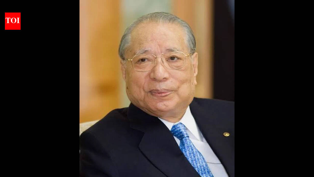 Quote of the day by Daisaku Ikeda: ‘A peaceful life does not mean a life free of toil and suffering’ and the true meaning of happiness