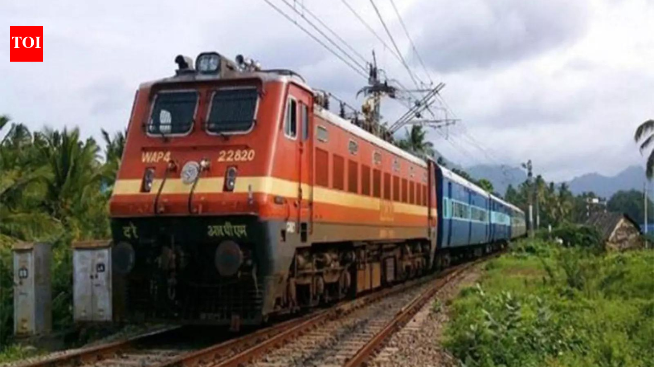 Railway Board panels suggest premature retirement of 5 officers | India News