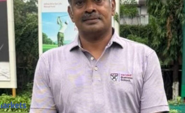 Mind Over Money | Golf taught me the same lesson as investing—stay calm after a bad shot: B Gopkumar