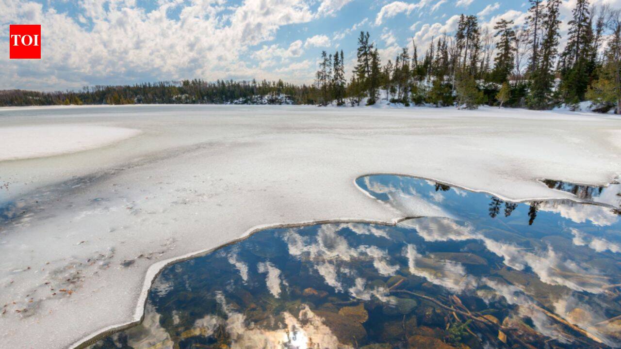 Researchers tracked 724 Northern Hemisphere lakes from 2000 to 2022; above critical winter temperatures, ice-loss sensitivity rose up to 22-fold and could shorten seasons by 40 days
