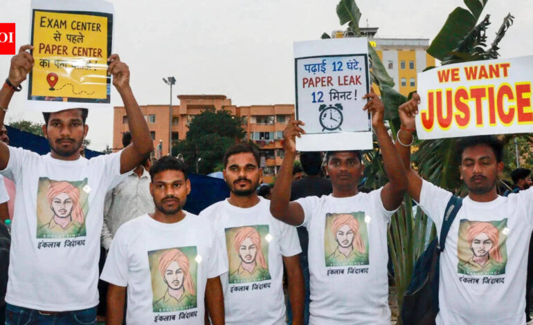 ‘Cancel JPSC exam’: Jharkhand students continue protest, seek CBI investigation | India News