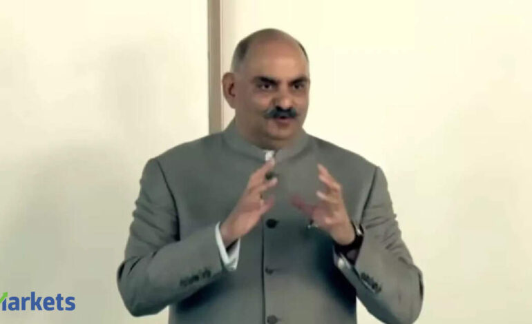 Quote of the day by Mohnish Pabrai: “Investing is not a discipline based on absolutes or precise mathematics. There simply aren’t enough data points available to work out the exact odds”