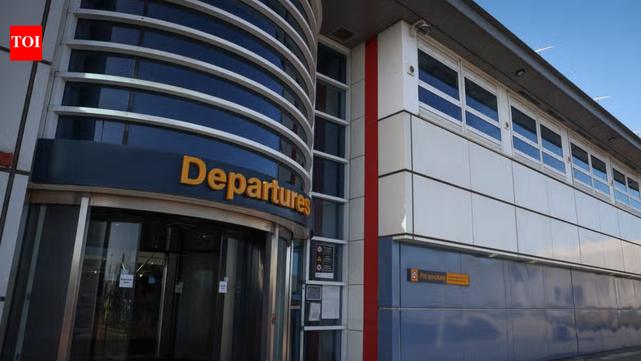 Kevin Smith paid £5 after dropping off his son and another £5 when collecting him; East Midlands Airport still sent two £100 fines