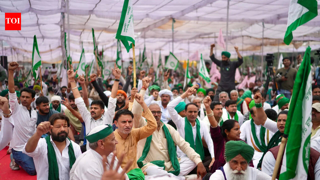 SKM announces farmers’ protests at 100 locations, including Delhi, from November 26 | India News
