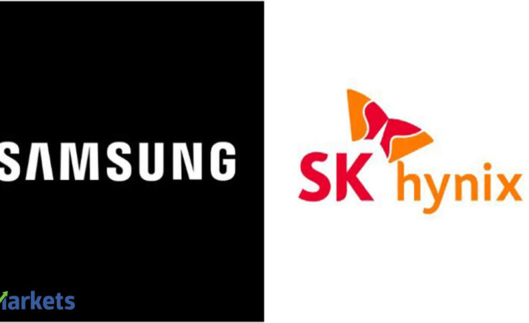 Samsung, SK Hynix shareholders call for bigger payouts from AI cash mountain