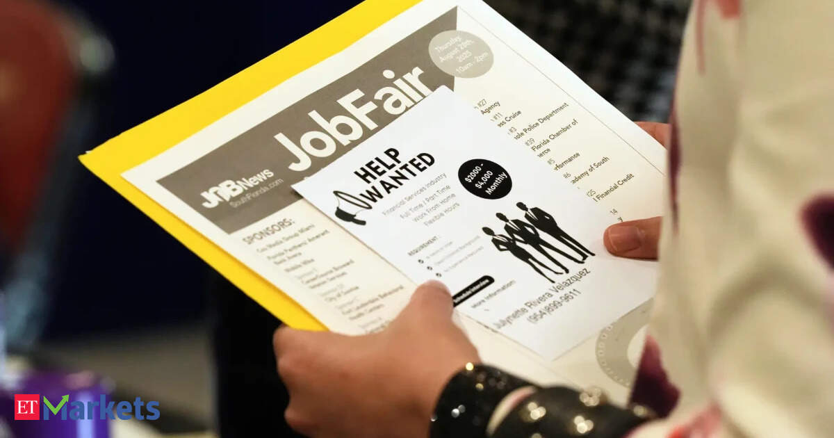 Market cuts odds of Fed hike after jobs data, but economists still see case for tightening