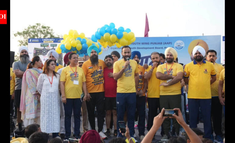 Punjab: AAP’s youth wing holds marathon in Mohali | India News