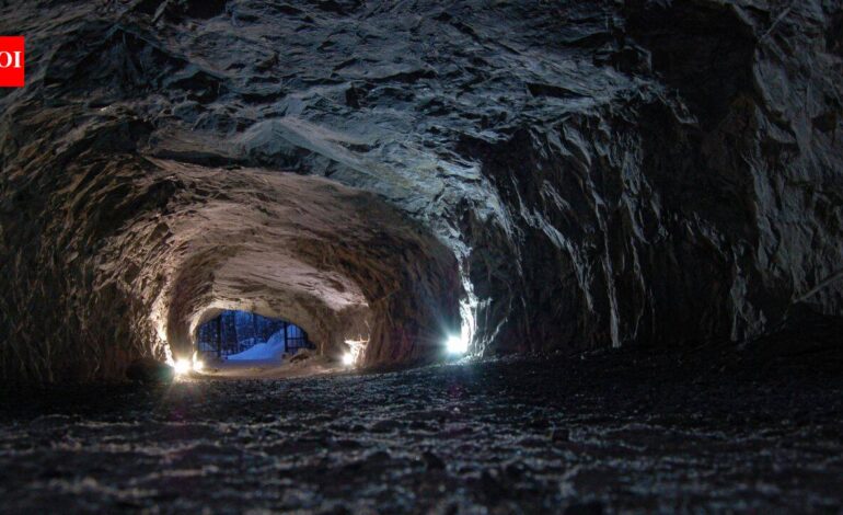 In 2006, an Australian caver saw grass moving when there was no wind; digging beneath it revealed Elk River, now one of Victoria’s longest caves