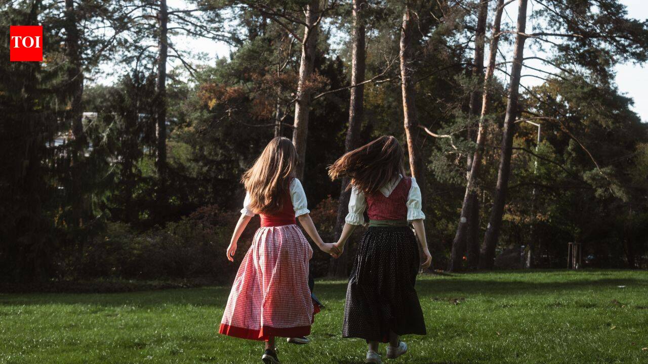 In 1940, the Walker sisters sold their 122-acre Tennessee homestead for $4,750; a lifetime lease let them keep living there inside Great Smoky Mountains National Park