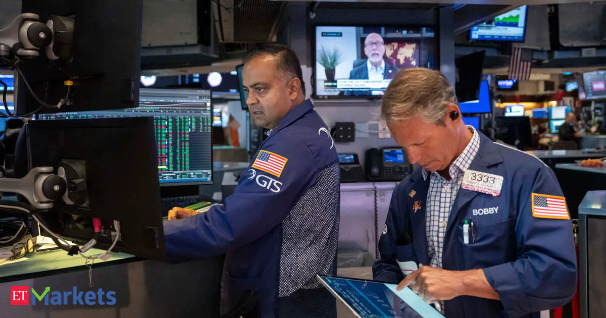Wall St Week Ahead: With US Fed silent on next move, investors look to earnings to keep stocks afloat