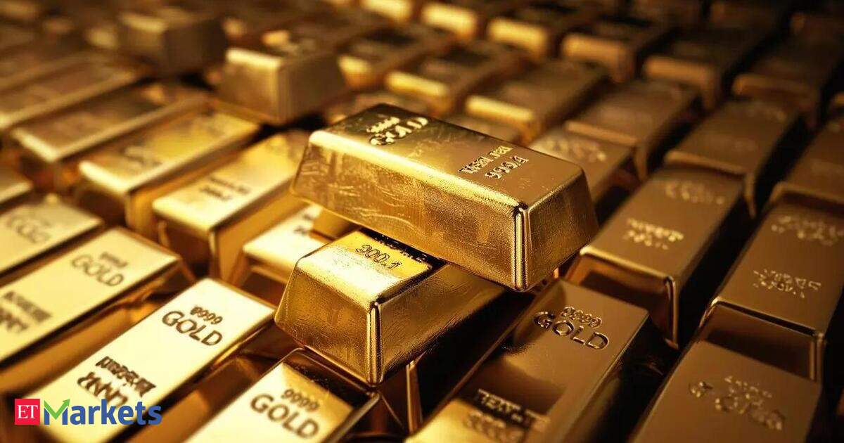 Gold slips below Rs 1.55 lakh/10 gm on MCX, but global prices extend gains. What’s next?