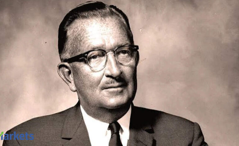 Quote of the day by T. Rowe Price: “When picking a list of growth stocks for long-term investment, broad diversification of the risk is the first and most important principle to follow. No one can look ahead five or ten years and say what is the most promising industry or the best stock to own”