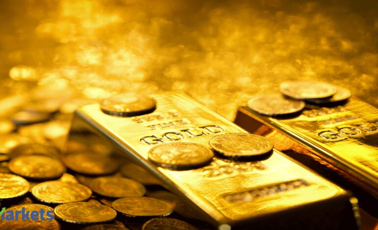 Gold prices rise for 3rd straight week, hit 3-month high. Can bullion reclaim $5,500 peak?