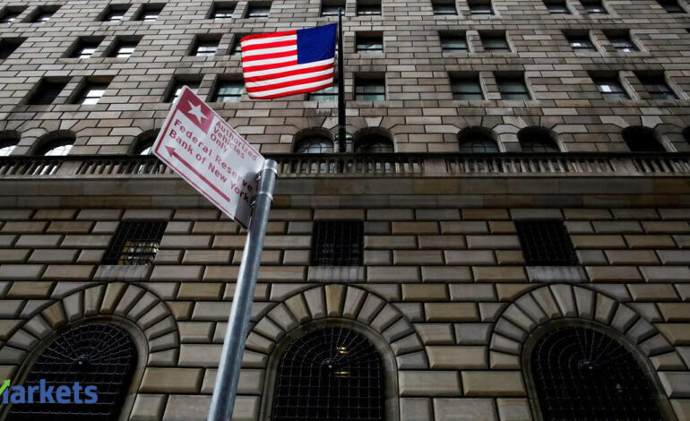 Four regional Fed banks backed rate hike ahead of July decision, minutes show