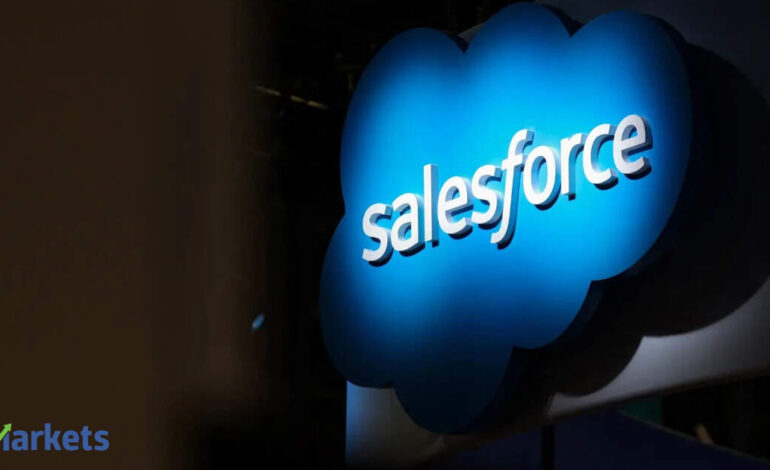 Salesforce raises annual revenue forecasts on AI product momentum