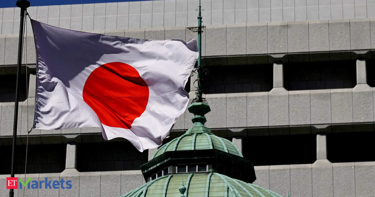 Global Market: Japanese bond yields retreat after BOJ deputy governor signals no clear rate-hike timing