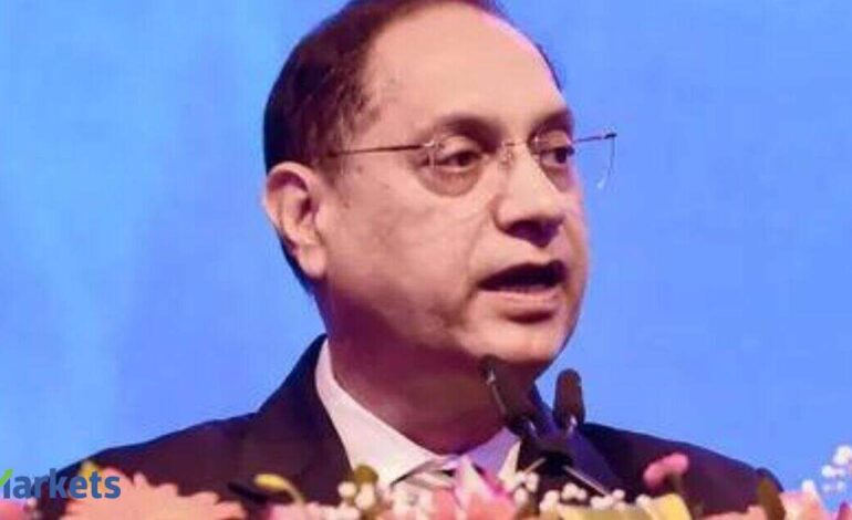 Sebi chief Tuhin Kanta Pandey clarifies on CAS changes after big Sensex expiry-day swing
