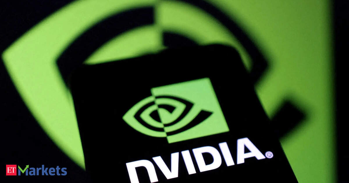 Nvidia shares extend gains, jump 7% as blockbuster earnings revive AI trade ,