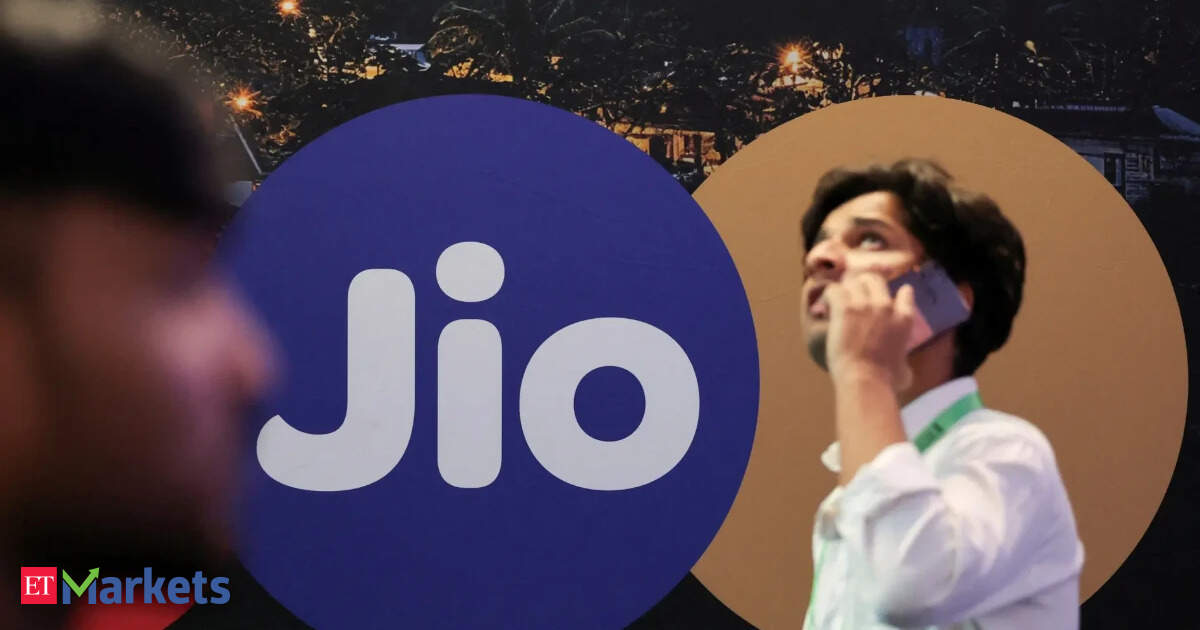 Reliance Jio IPO approved: Is it too late to buy RIL shares to be eligible for shareholder quota?