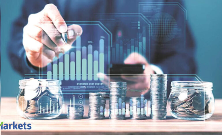 7 of top 10 firms shed Rs 1.13 lakh cr in m-cap; Airtel, Reliance worst hit