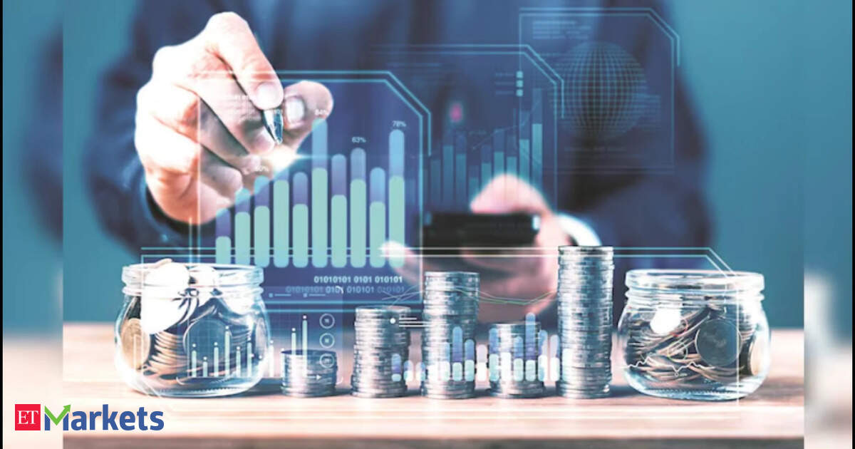 7 of top 10 firms shed Rs 1.13 lakh cr in m-cap; Airtel, Reliance worst hit